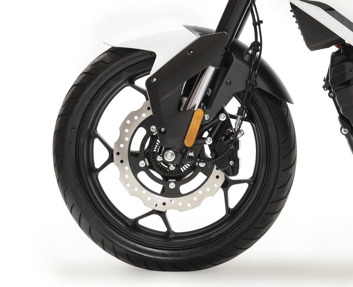 Mass Image Compressor Compressed this image. https://sourceforge.net/projects/icompress/ with Quality:80