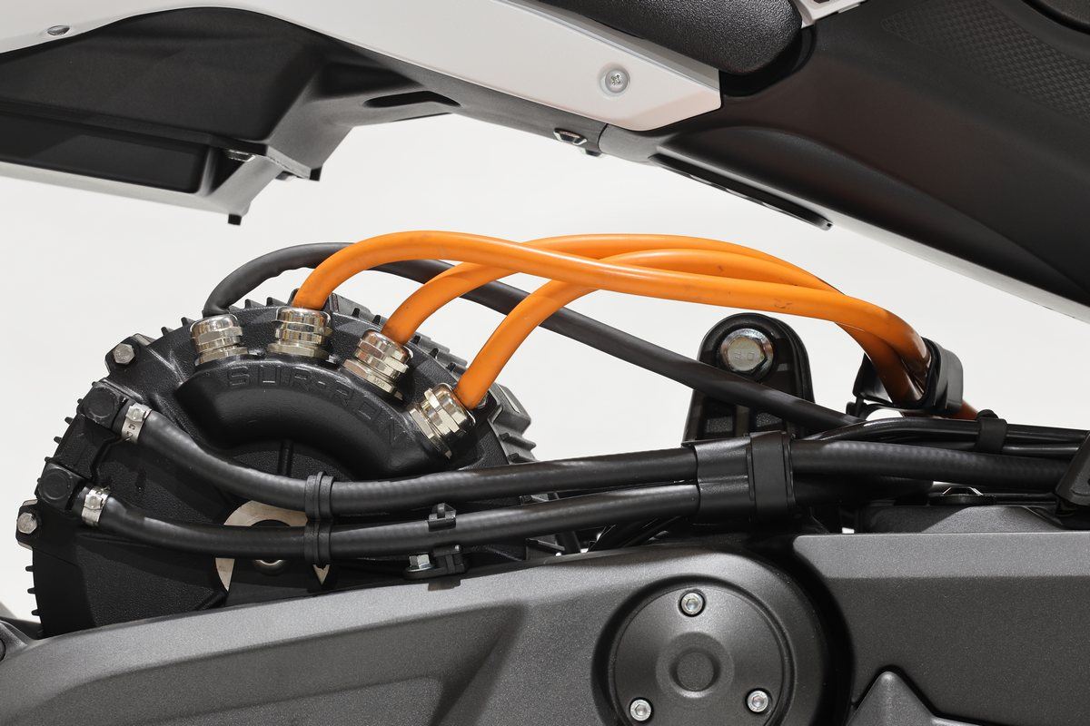 Mass Image Compressor Compressed this image. https://sourceforge.net/projects/icompress/ with Quality:80